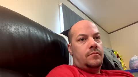 Snapshot of mikeylikesit2222 chatting on December 14, 2:42 pm mikeylikesit2222 online show from December 14, 2:42 pm