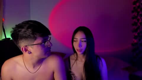 Snapshot of mikeyvioleta chatting on February 20, 11:10 pm VIOLETAMIKE online show from February 20, 11:10 pm