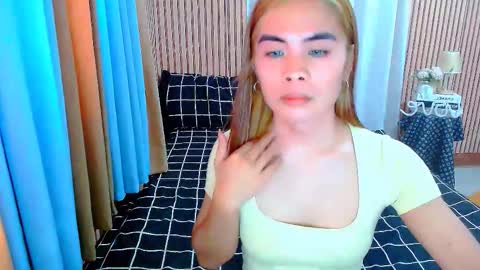 Mikhayla and Zeus online show from September 9, 4:23 am