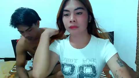Snapshot of mikhayla_and_zeus_room chatting on June 16, 1:41 am Mikhayla and Zeus online show from June 16, 1:41 am
