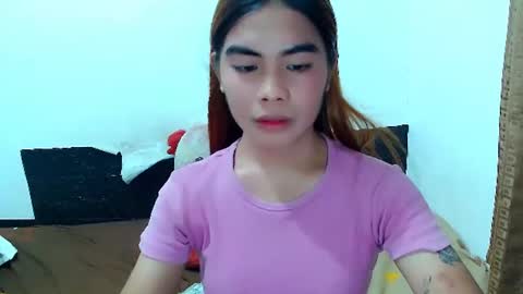Snapshot of mikhayla_and_zeus_room chatting on June 24, 3:27 am Mikhayla and Zeus online show from June 24, 3:27 am