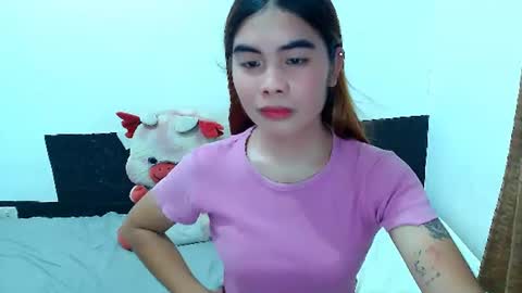 Snapshot of mikhayla_and_zeus_room chatting on July 5, 4:19 am Mikhayla and Zeus online show from July 5, 4:19 am