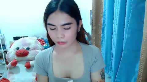 Snapshot of mikhayla_and_zeus_room chatting on July 22, 3:31 am Mikhayla and Zeus online show from July 22, 3:31 am