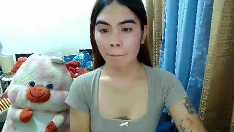 Snapshot of mikhayla_and_zeus_room chatting on July 26, 5:48 am Mikhayla and Zeus online show from July 26, 5:48 am
