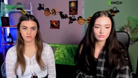 Miki online show from November 3, 1:12 pm