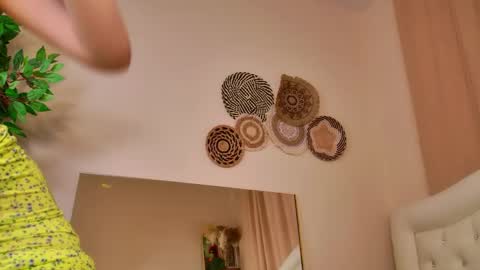 mikka_blush online show from April 28, 2:27 am