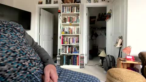 Mikkah online show from February 23, 8:28 pm