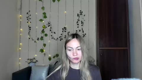 Adalina online show from April 30, 5:47 am