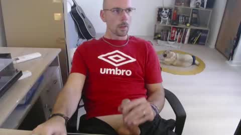 Snapshot of mikmik91 chatting on October 14, 3:13 pm mikmik91 online show from October 14, 3:13 pm