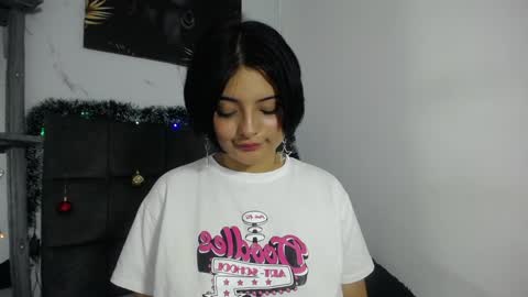 Mikoto Urb online show from December 17, 7:15 pm