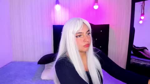   miku katsuragi  online show from November 17, 7:08 pm