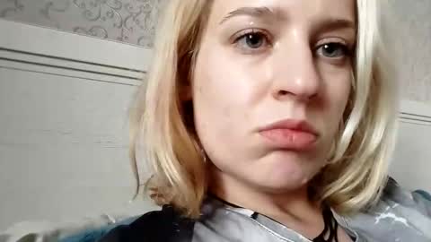 Snapshot of mila_420 chatting on October 24, 9:38 am Mila 420 online show from October 24, 9:38 am