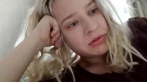 Snapshot of mila_420 chatting on May 29, 7:06 am Mila 420 online show from May 29, 7:06 am