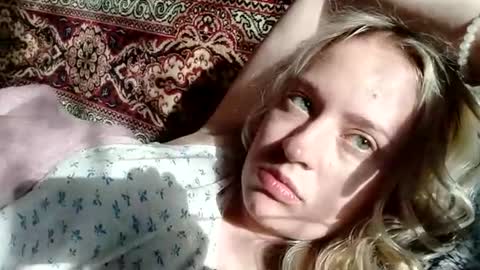 Snapshot of mila_420 chatting on June 12, 2:43 am Mila 420 online show from June 12, 2:43 am