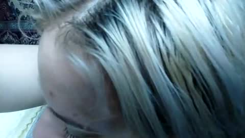 Snapshot of mila_420 chatting on June 14, 5:42 am Mila 420 online show from June 14, 5:42 am