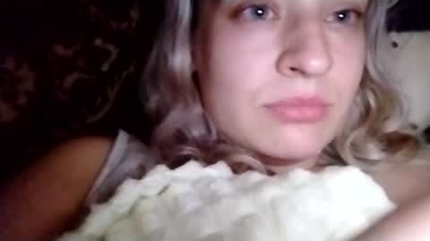 Snapshot of mila_420 chatting on June 14, 7:27 pm Mila 420 online show from June 14, 7:27 pm