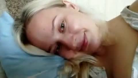 Snapshot of mila_420 chatting on July 2, 9:15 am Mila 420 online show from July 2, 9:15 am