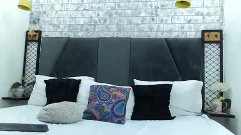 mila_adamss online show from March 12, 10:48 am