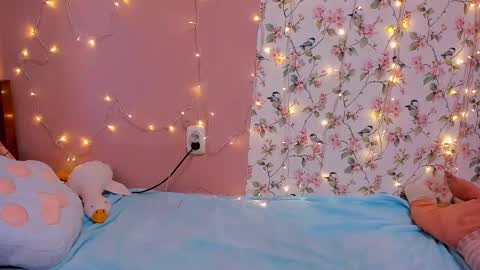 Mila shy sensual person  online show from January 9, 3:58 am