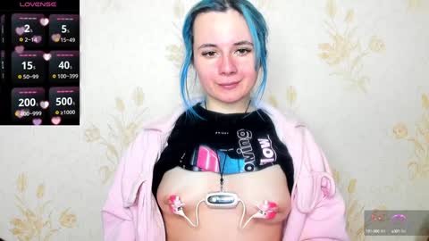 mila_good online show from December 6, 6:28 pm