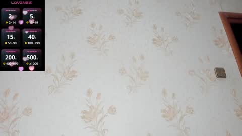 mila_good online show from December 7, 11:45 pm