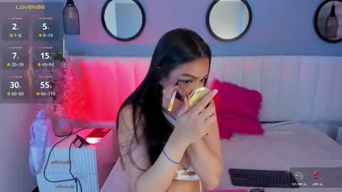 mila_hank online show from November 12, 12:27 pm