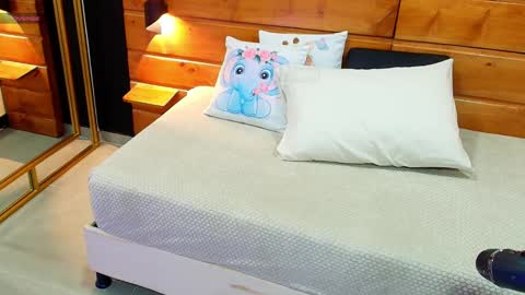 Milena  online show from February 14, 11:42 am