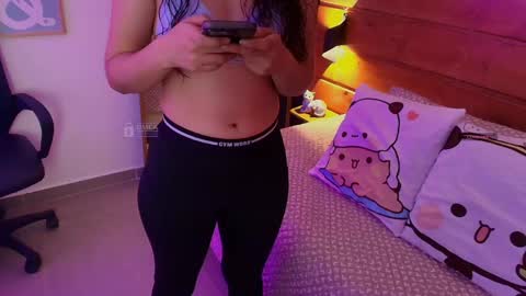 Snapshot of mila_kiitty chatting on May 13, 11:40 am Milena online show from May 13, 11:40 am