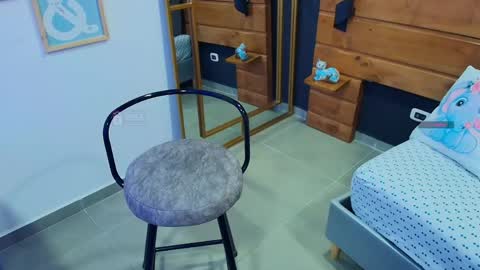 Snapshot of mila_kiitty chatting on May 30, 11:18 am Milena online show from May 30, 11:18 am