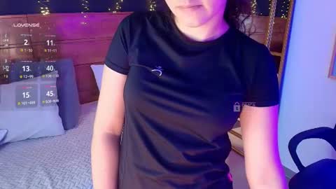 Snapshot of mila_kiitty chatting on June 30, 11:22 am Milena online show from June 30, 11:22 am