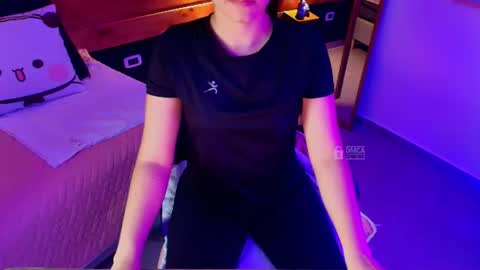 Snapshot of mila_kiitty chatting on July 6, 11:29 am Milena online show from July 6, 11:29 am