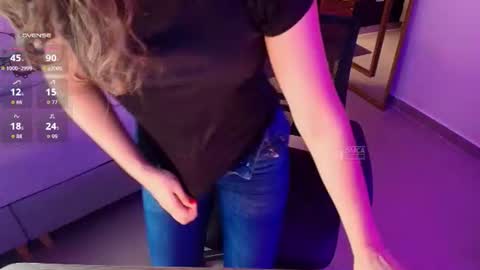 Snapshot of mila_kiitty chatting on July 19, 2:48 am Milena online show from July 19, 2:48 am