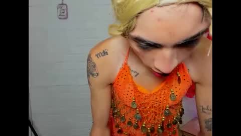 Mila online show from October 18, 3:31 am