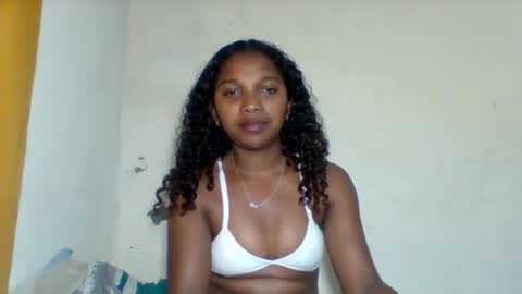 mila_lunah online show from April 30, 7:09 pm