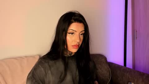     online show from March 5, 1:56 am