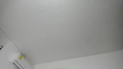 mila_petiteasm online show from July 24, 12:14 pm