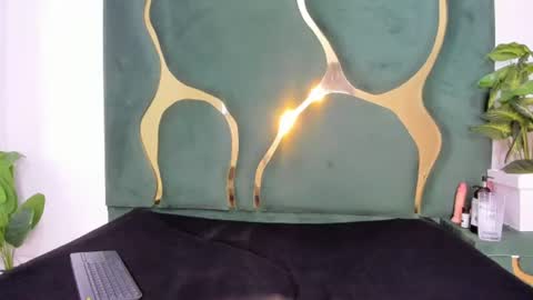 mila_petiteasm online show from July 29, 12:25 pm