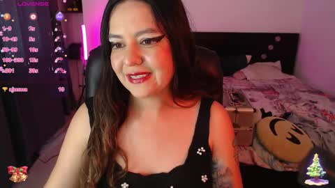 mila_phoenix online show from December 18, 8:26 pm