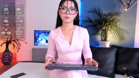 Mila online show from October 9, 11:19 am