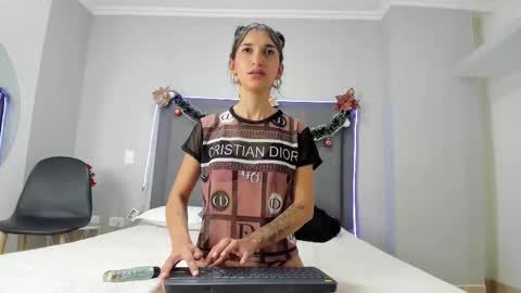          online show from December 13, 10:45 pm