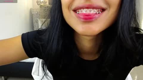 milaa_star online show from April 28, 3:55 am