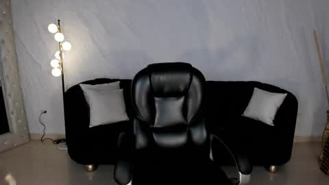 Mila online show from April 29, 2:59 am