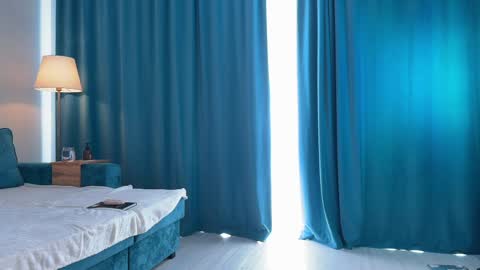 Snapshot of milademies chatting on April 4, 4:55 am Miss Cutie online show from April 4, 4:55 am