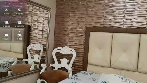 miladiosa online show from May 1, 1:05 pm