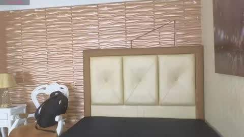 miladiosa online show from July 9, 11:36 am