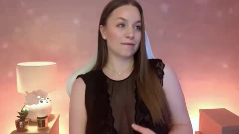 Mila Fleur online show from March 25, 3:07 pm