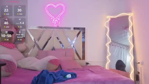 Snapshot of milah_tay chatting on July 24, 11:30 am milah_tay online show from July 24, 11:30 am