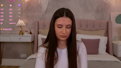 milaleoneli online show from April 26, 3:32 pm