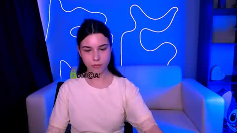 Snapshot of milamiuuu chatting on June 5, 11:49 am milamiuuu online show from June 5, 11:49 am