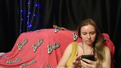 MilAna online show from May 18, 6:47 pm
